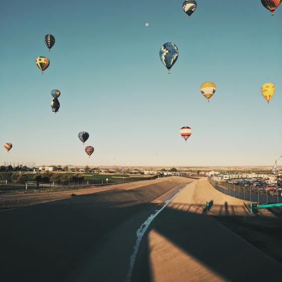 floating hot air balloons in Albuquerque, NM